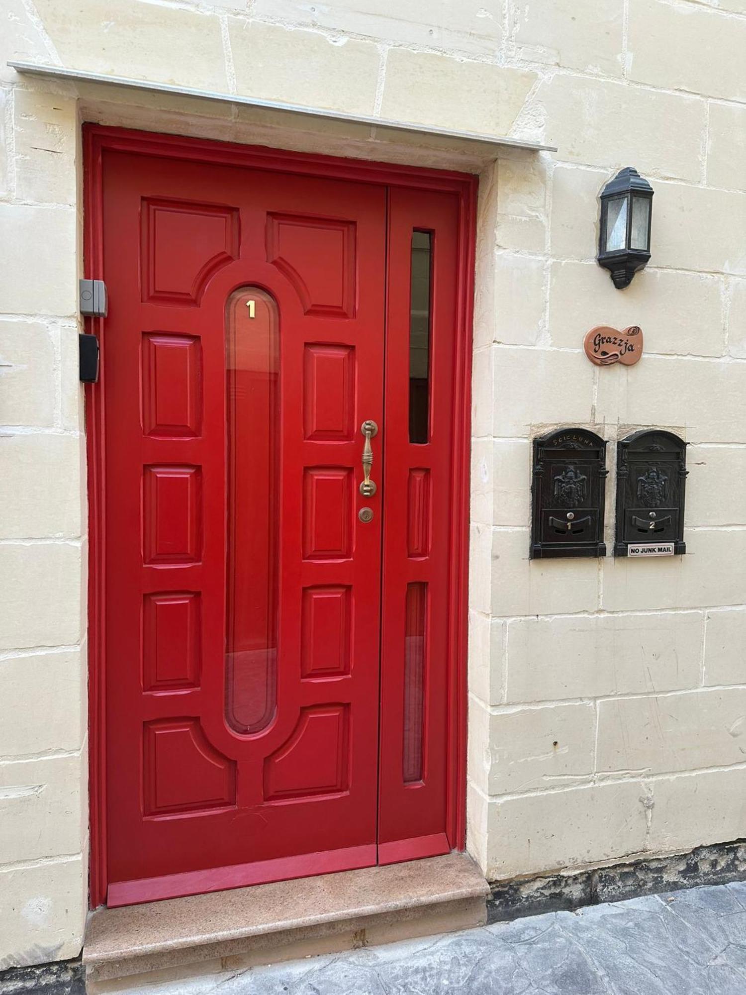 Grazzja Traditional Apartment Zabbar Exterior photo